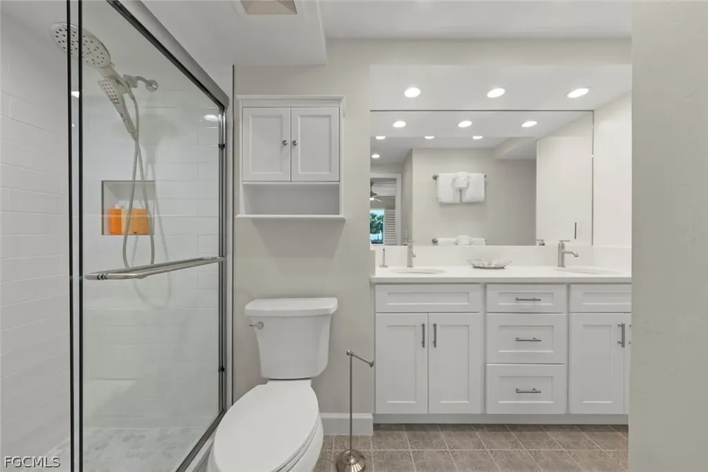 1919 Olde Middle Gulf Drive Sanibel FL 33957