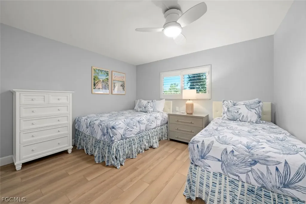 1919 Olde Middle Gulf Drive Sanibel FL 33957