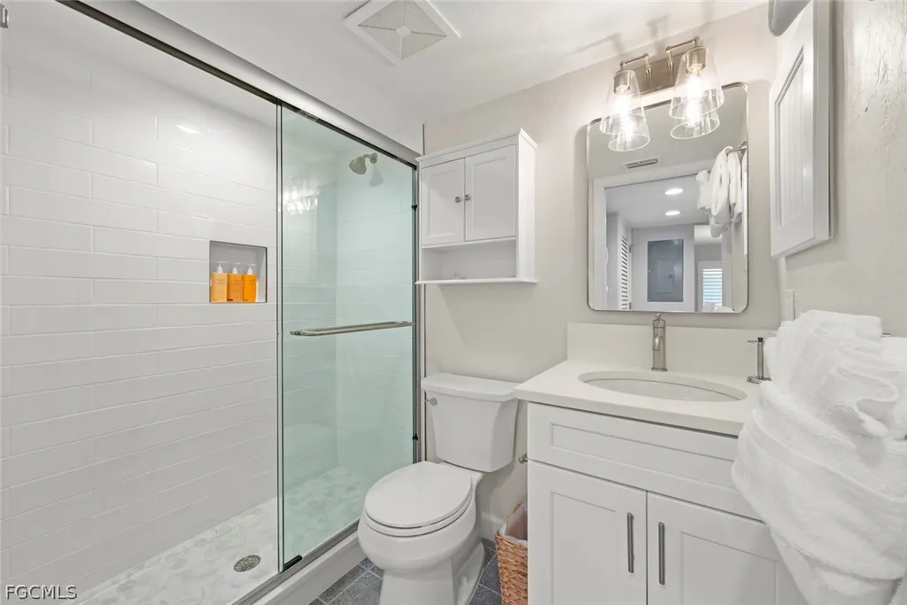 1919 Olde Middle Gulf Drive Sanibel FL 33957