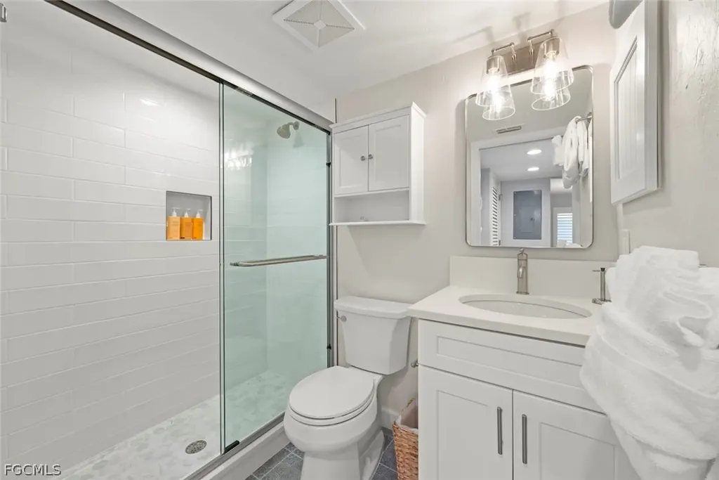1919 Olde Middle Gulf Drive Sanibel FL 33957