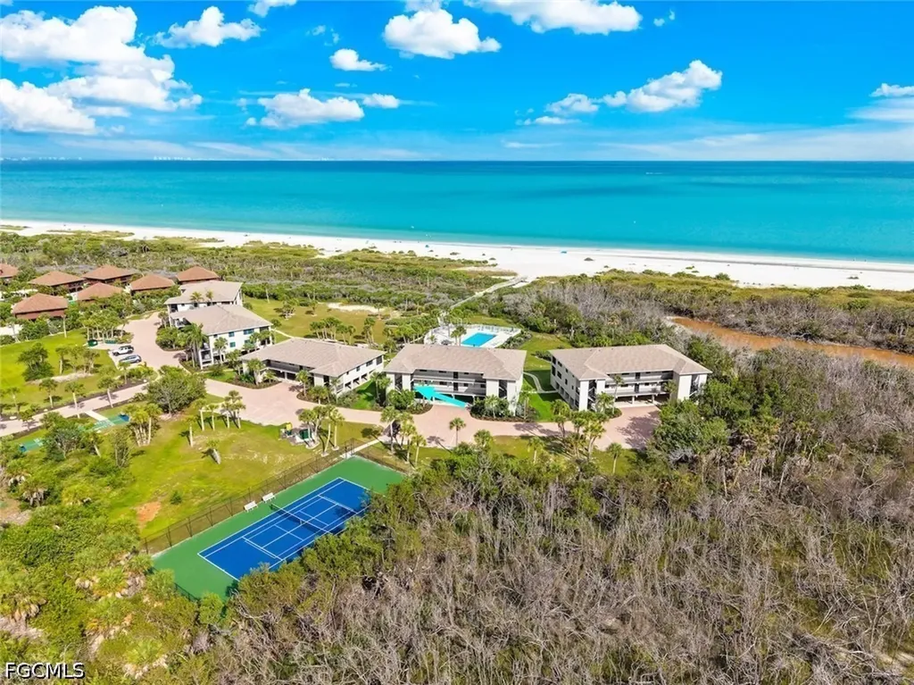 1919 Olde Middle Gulf Drive Sanibel FL 33957
