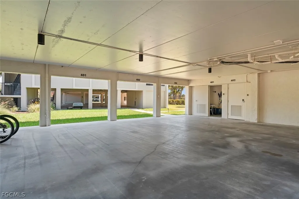 1919 Olde Middle Gulf Drive Sanibel FL 33957