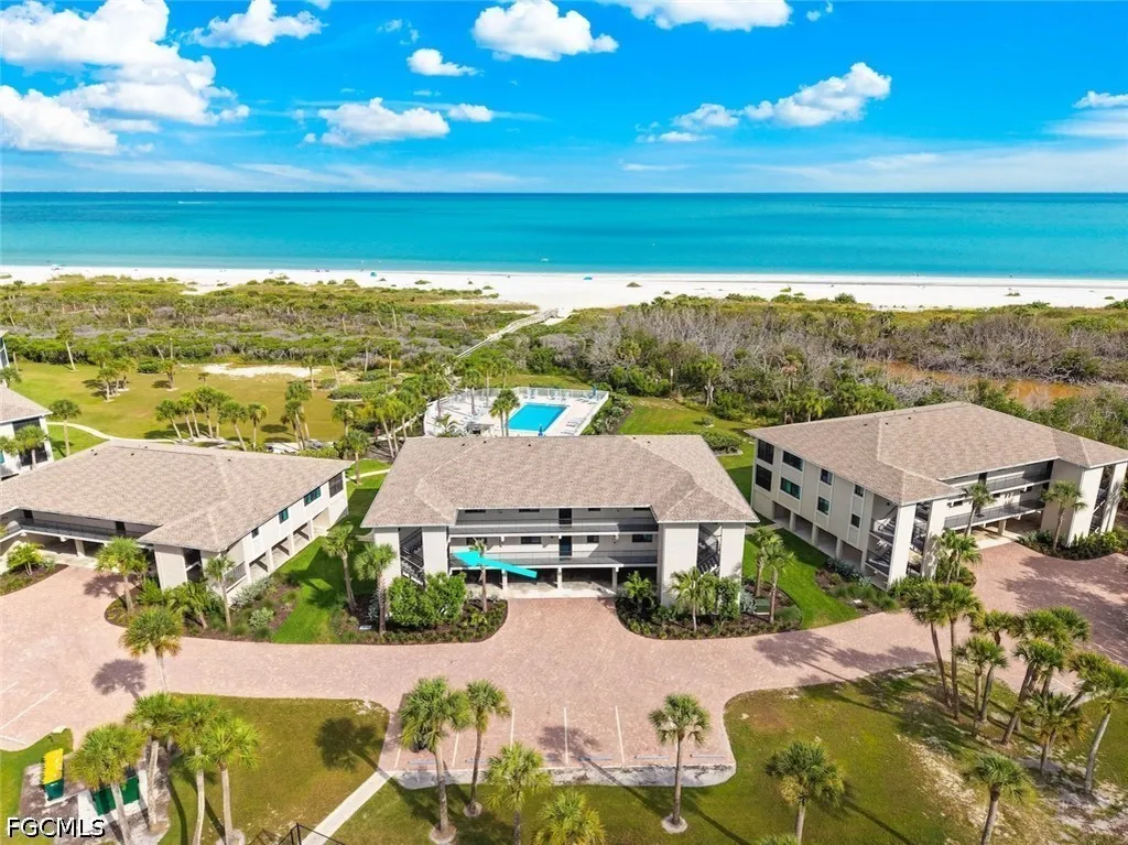 1919 Olde Middle Gulf Drive Sanibel FL 33957