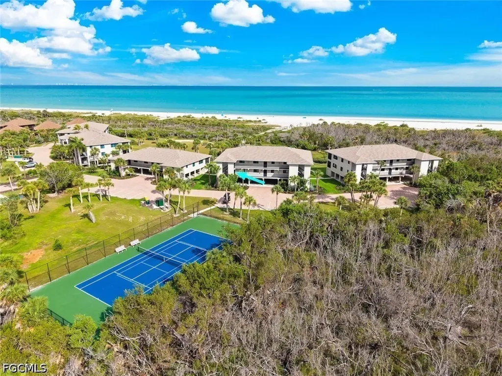1919 Olde Middle Gulf Drive Sanibel FL 33957