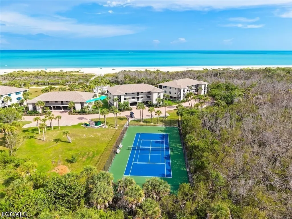 1919 Olde Middle Gulf Drive Sanibel FL 33957