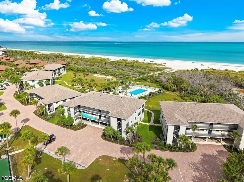 1919 Olde Middle Gulf Drive Sanibel FL 33957