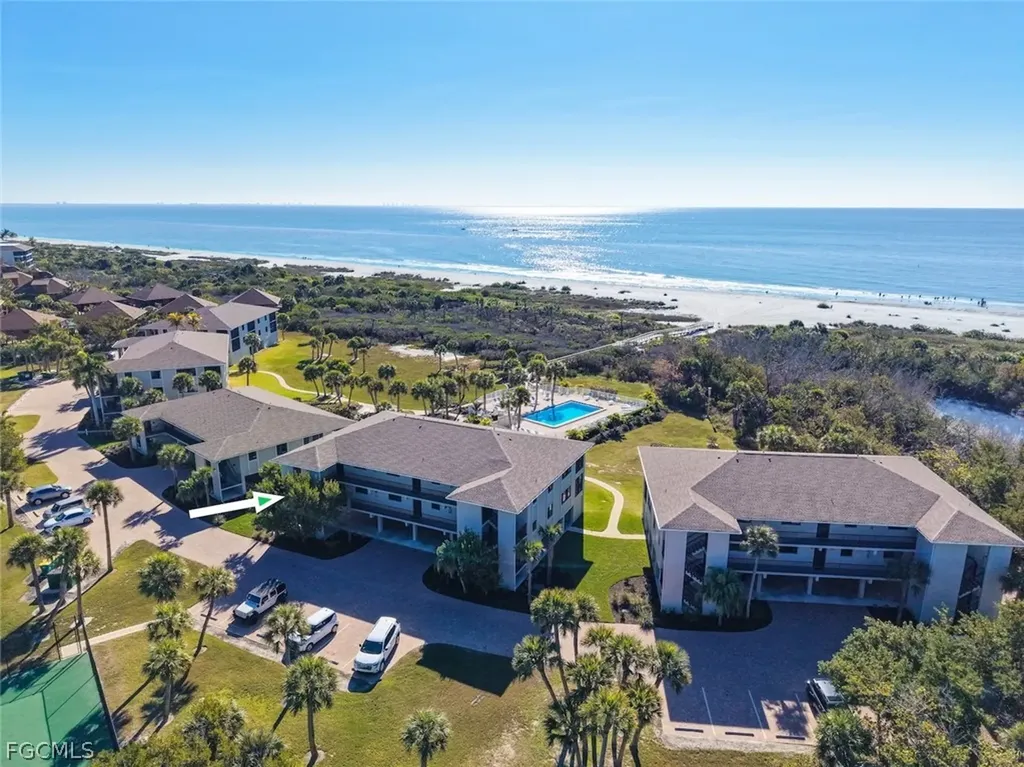 1919 Olde Middle Gulf Drive Sanibel FL 33957