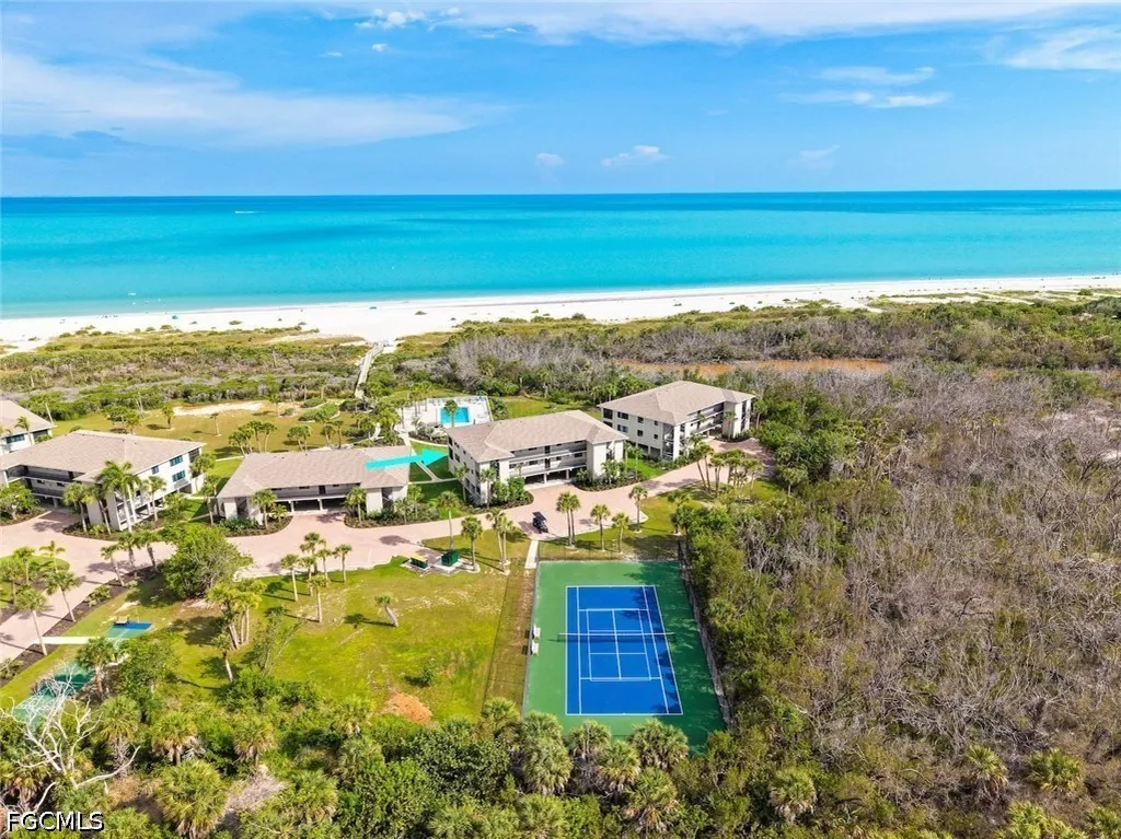 1919 Olde Middle Gulf Drive Sanibel FL 33957