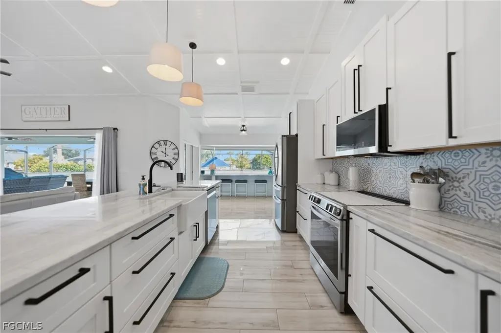 600 Royal Poinciana Punta Gorda FL 33955