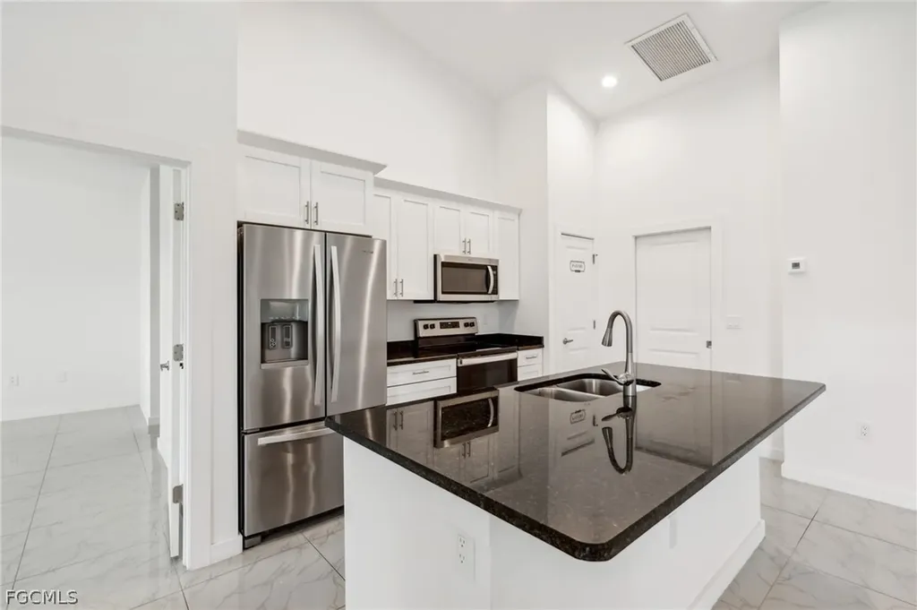 2725 SW Embers Terrace Cape Coral FL 33991