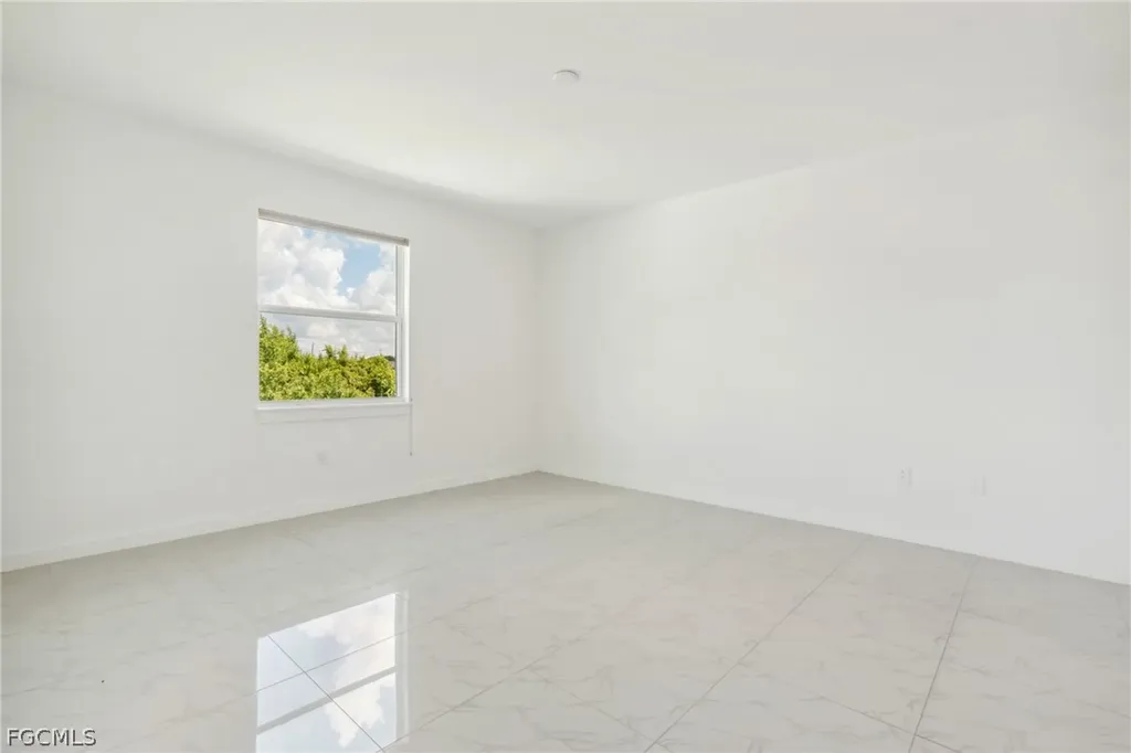 2725 SW Embers Terrace Cape Coral FL 33991