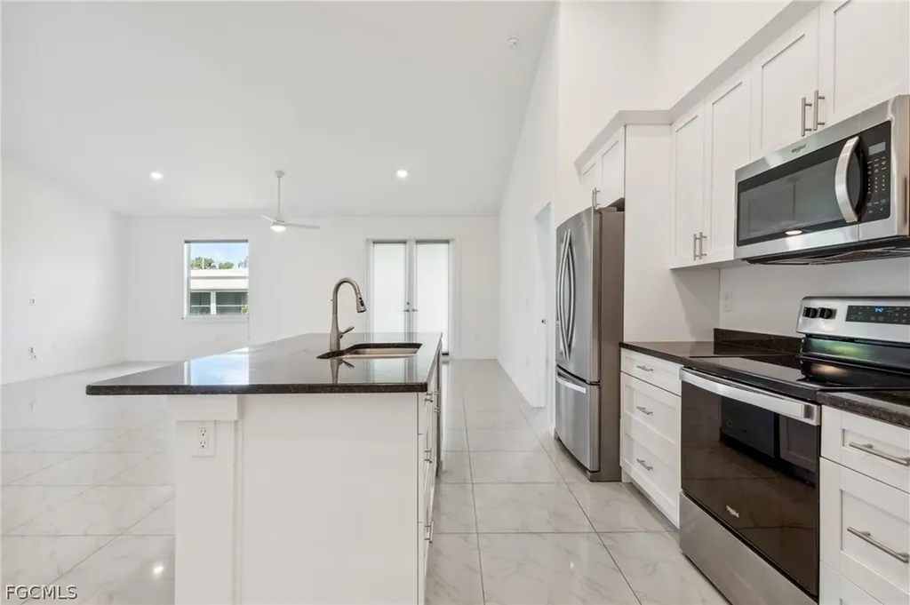 2725 SW Embers Terrace Cape Coral FL 33991
