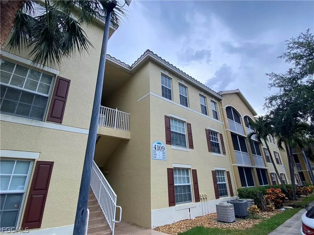 4109 Residence Drive Fort Myers FL 33901