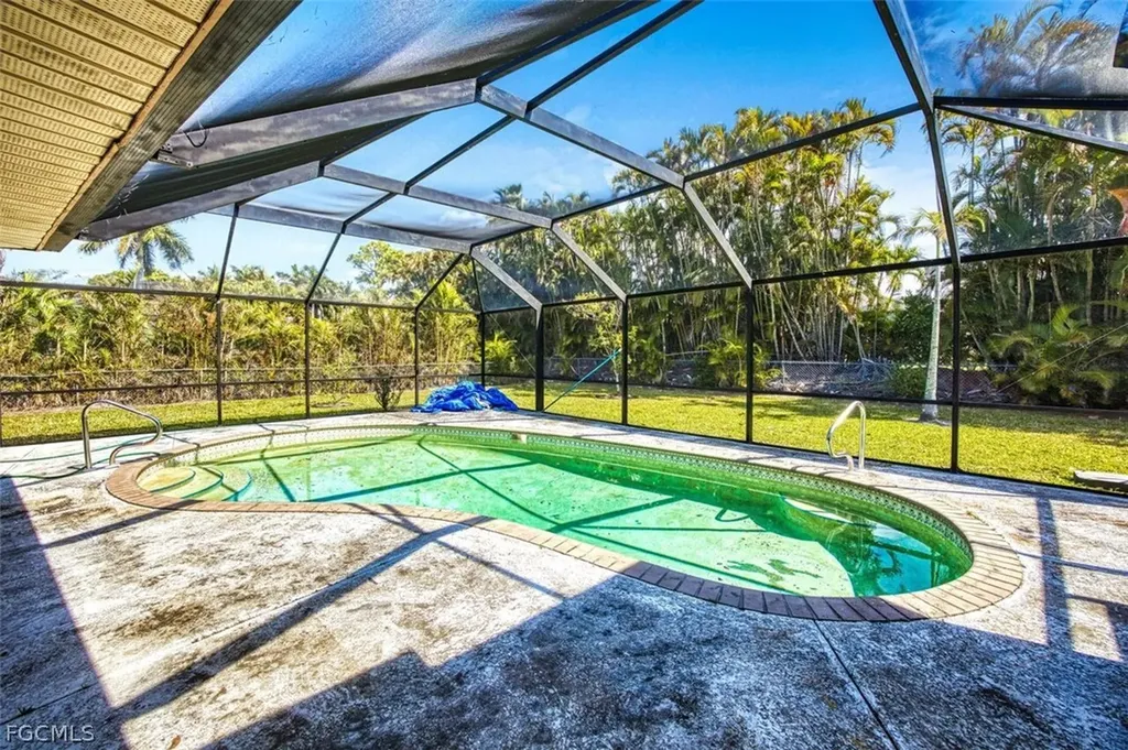 14922 Bonaire Circle Fort Myers FL 33908