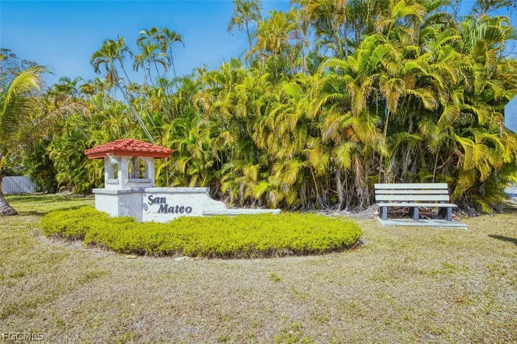 14922 Bonaire Circle Fort Myers FL 33908