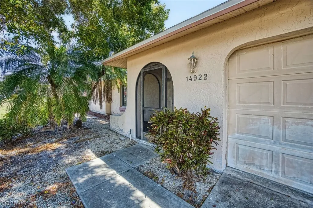 14922 Bonaire Circle Fort Myers FL 33908