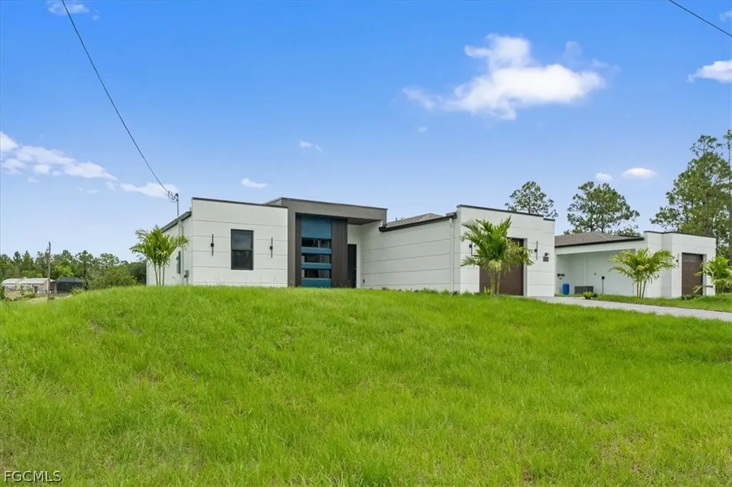 731 Colyer Street E Lehigh Acres FL 33974