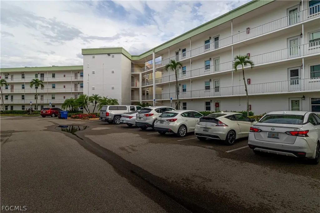 1580 Pine Valley Drive Fort Myers FL 33907