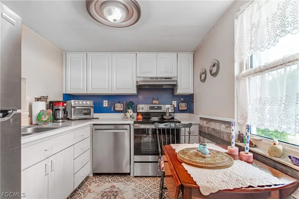 1580 Pine Valley Drive Fort Myers FL 33907