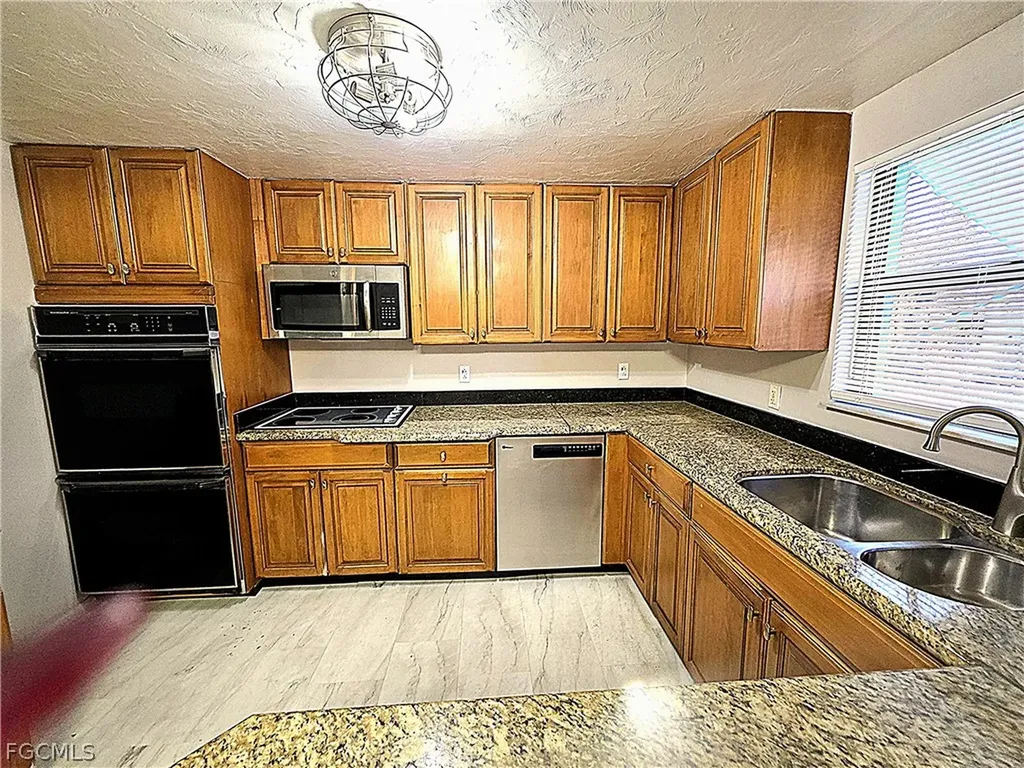 135 Powell Creek Circle North Fort Myers FL 33917