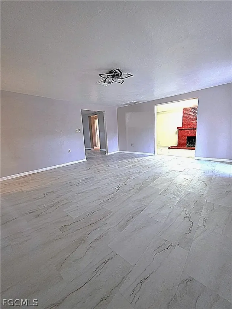 135 Powell Creek Circle North Fort Myers FL 33917