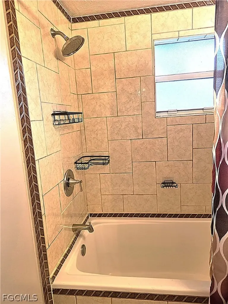 135 Powell Creek Circle North Fort Myers FL 33917