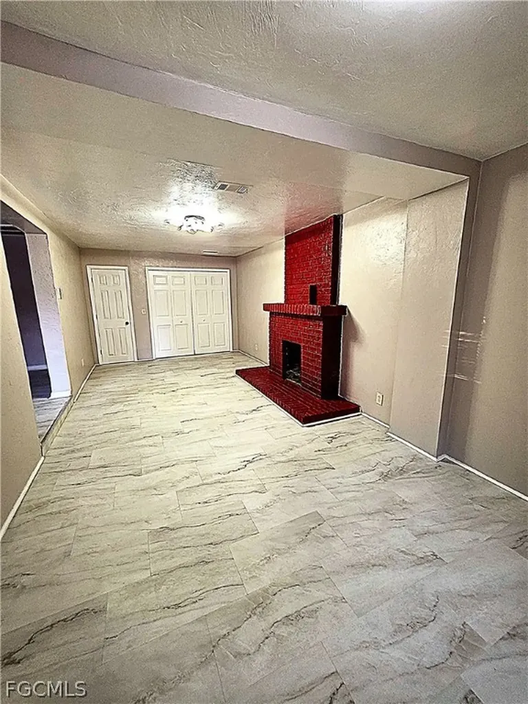 135 Powell Creek Circle North Fort Myers FL 33917