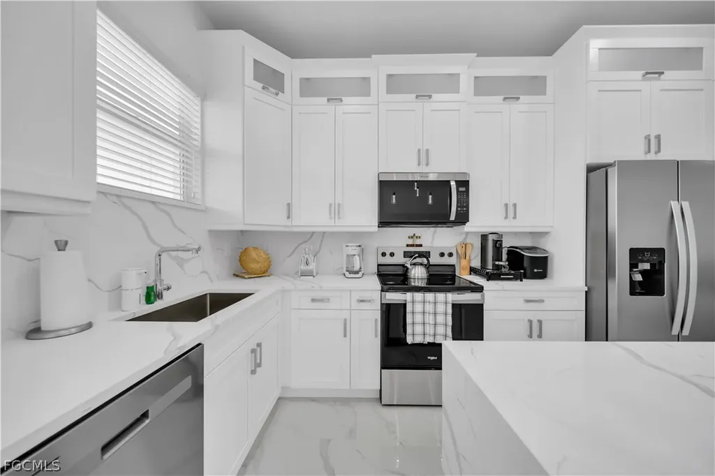 424-426 Grant Boulevard Lehigh Acres FL 33974