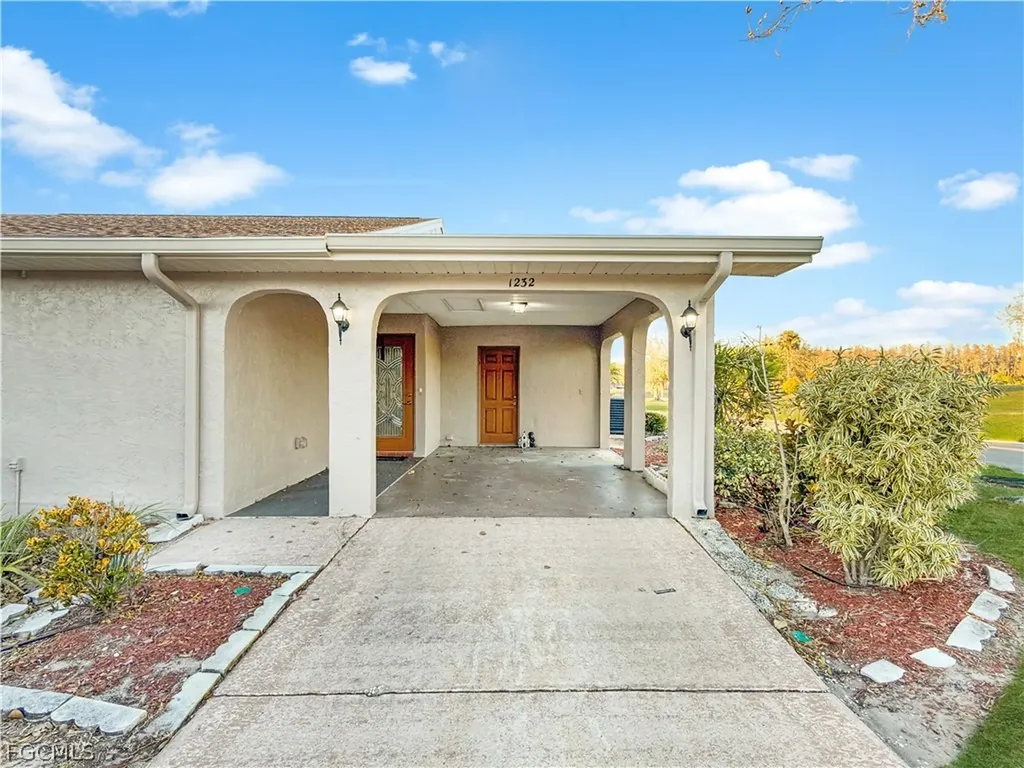 1232 Haddington Circle Sun City Center FL 33573