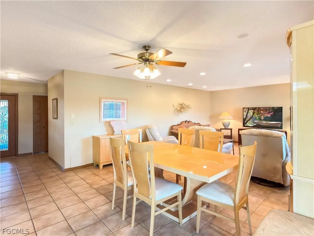 1232 Haddington Circle Sun City Center FL 33573