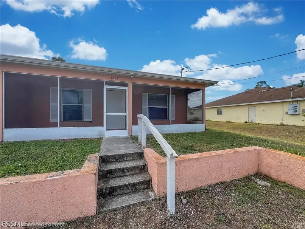 5231 27th Street SW Lehigh Acres FL 33973