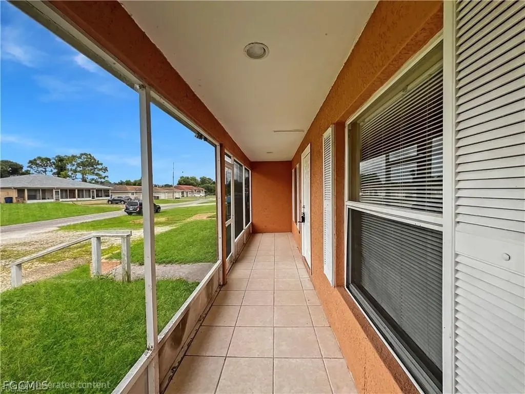 5231 27th Street SW Lehigh Acres FL 33973