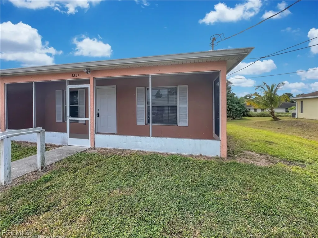 5231 27th Street SW Lehigh Acres FL 33973