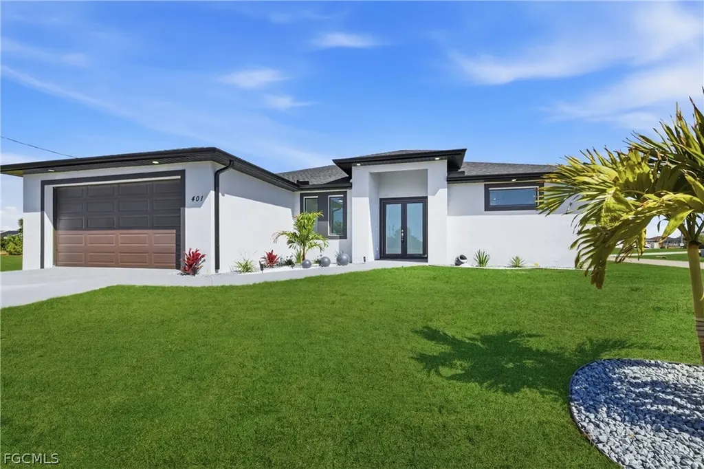 401 NW 25th Avenue Cape Coral FL 33993