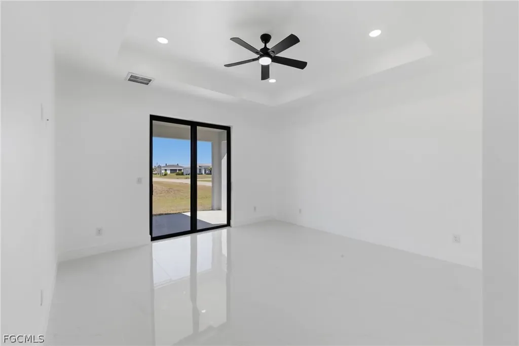 401 NW 25th Avenue Cape Coral FL 33993