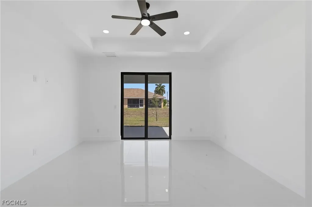 401 NW 25th Avenue Cape Coral FL 33993