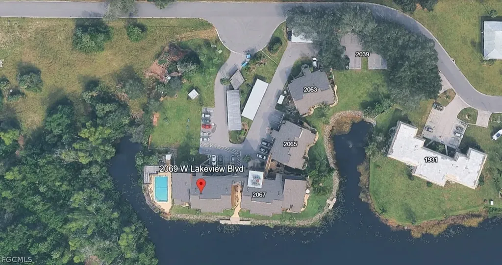 2069 W Lakeview Boulevard North Fort Myers FL 33903