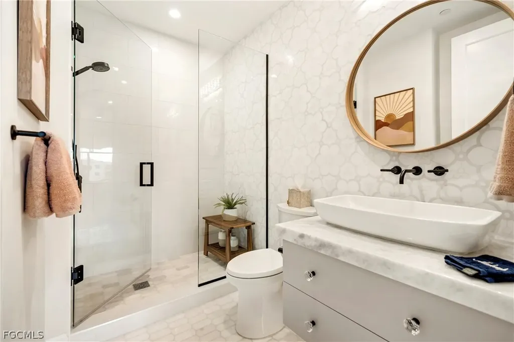 1125 Central Avenue Naples FL 34102