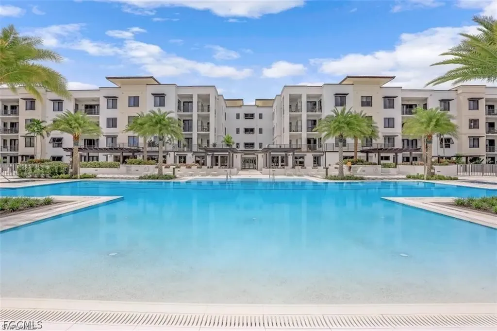 1125 Central Avenue Naples FL 34102