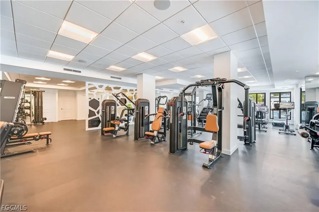 1125 Central Avenue Naples FL 34102