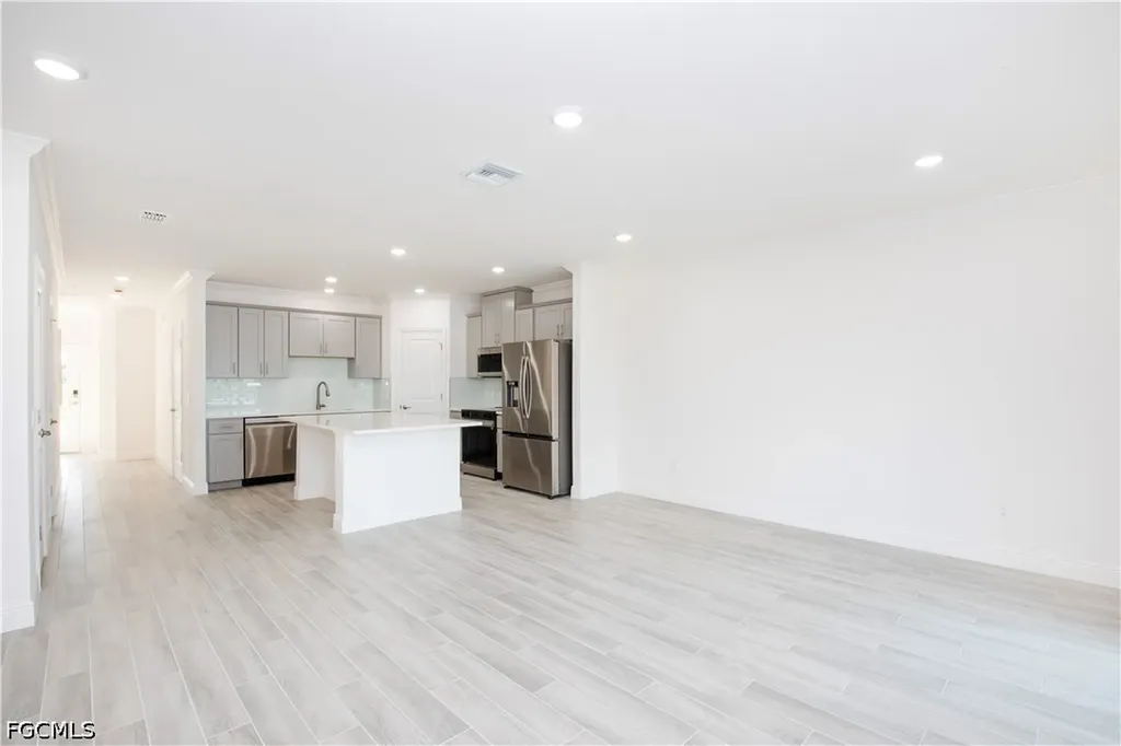 10534 Fountain Palm Circle Bokeelia FL 33922