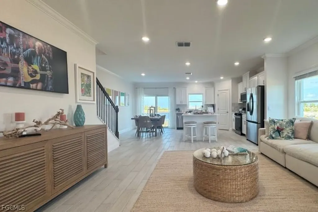 10534 Fountain Palm Circle Bokeelia FL 33922