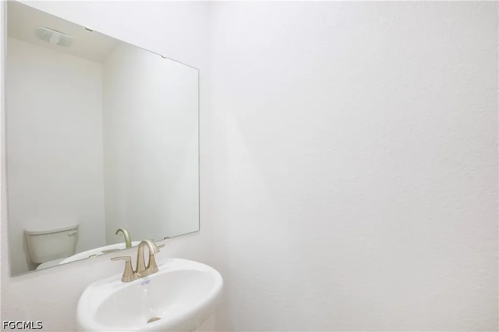 10534 Fountain Palm Circle Bokeelia FL 33922