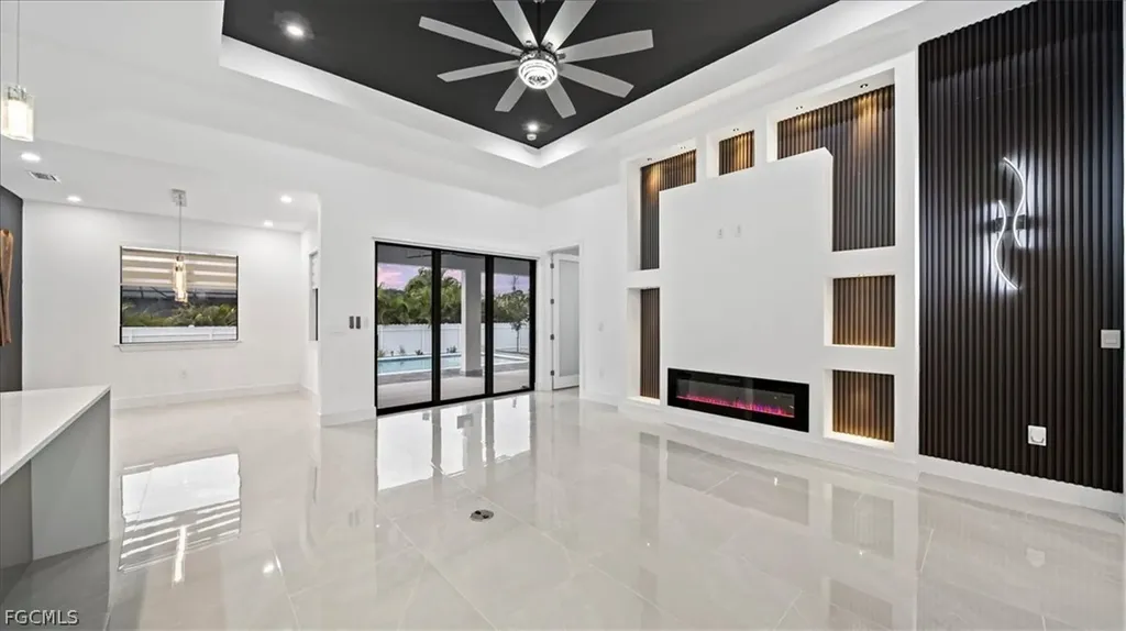 2711 Van Buren Parkway Cape Coral FL 33993