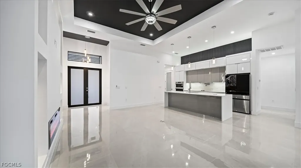 2711 Van Buren Parkway Cape Coral FL 33993
