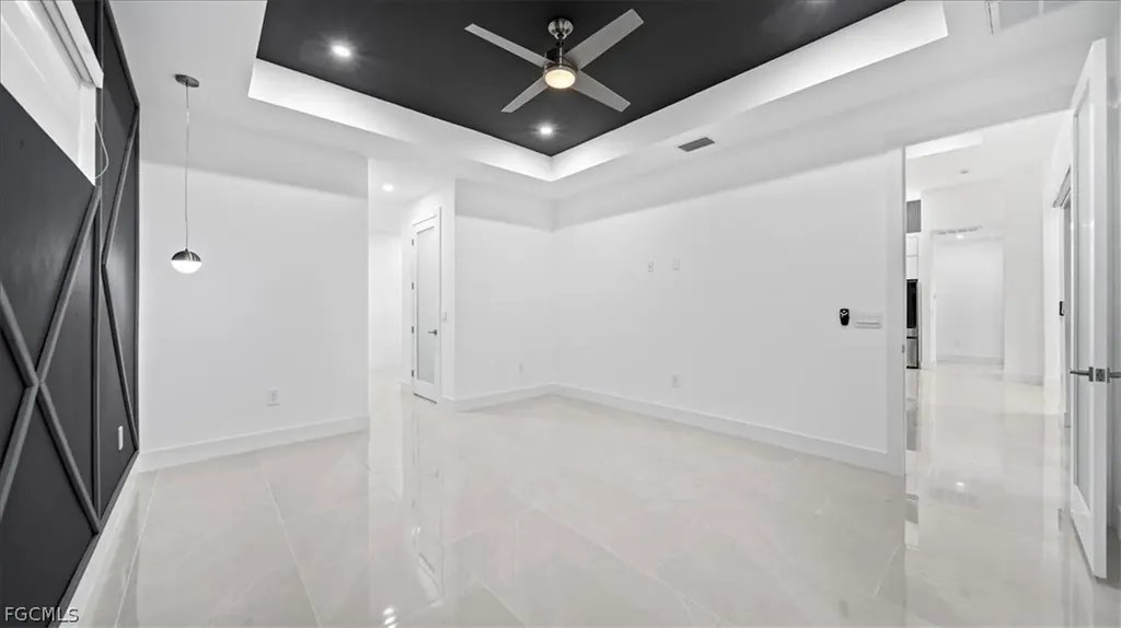 2711 Van Buren Parkway Cape Coral FL 33993
