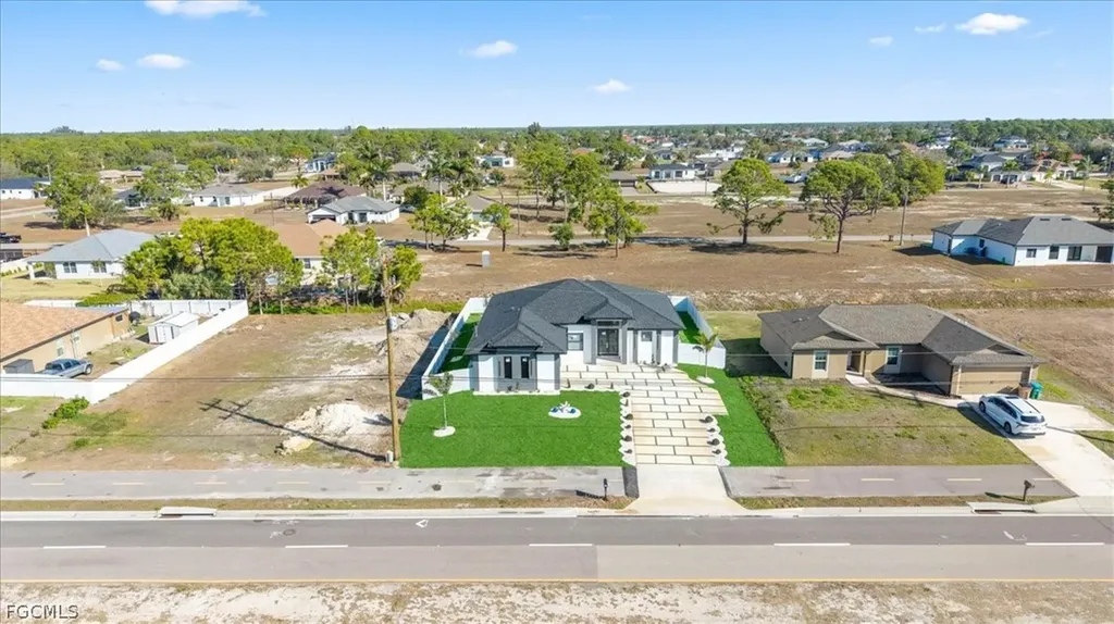 2711 Van Buren Parkway Cape Coral FL 33993