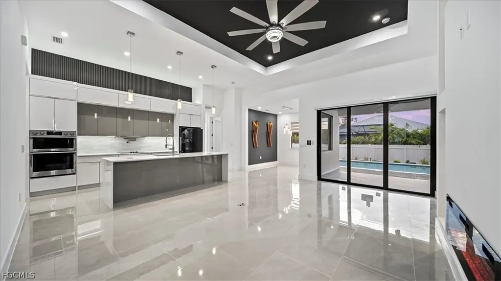 2711 Van Buren Parkway Cape Coral FL 33993