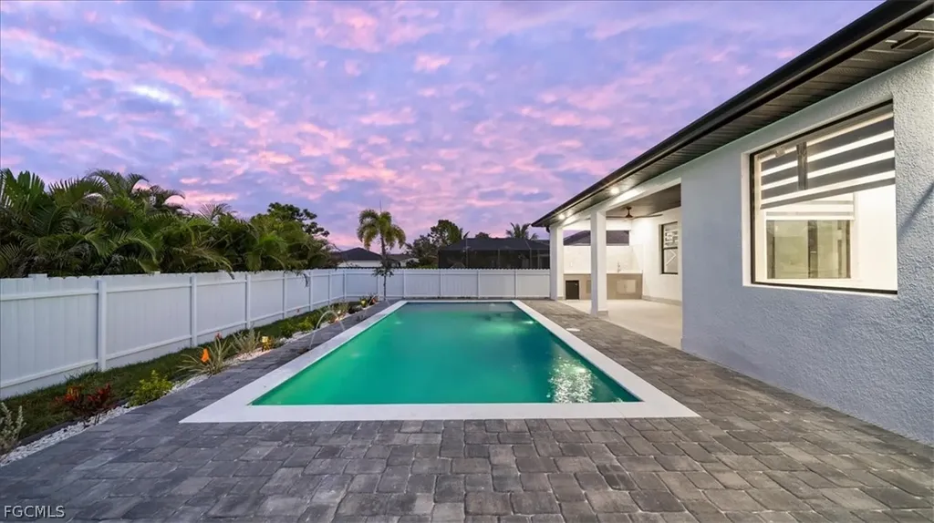 2711 Van Buren Parkway Cape Coral FL 33993
