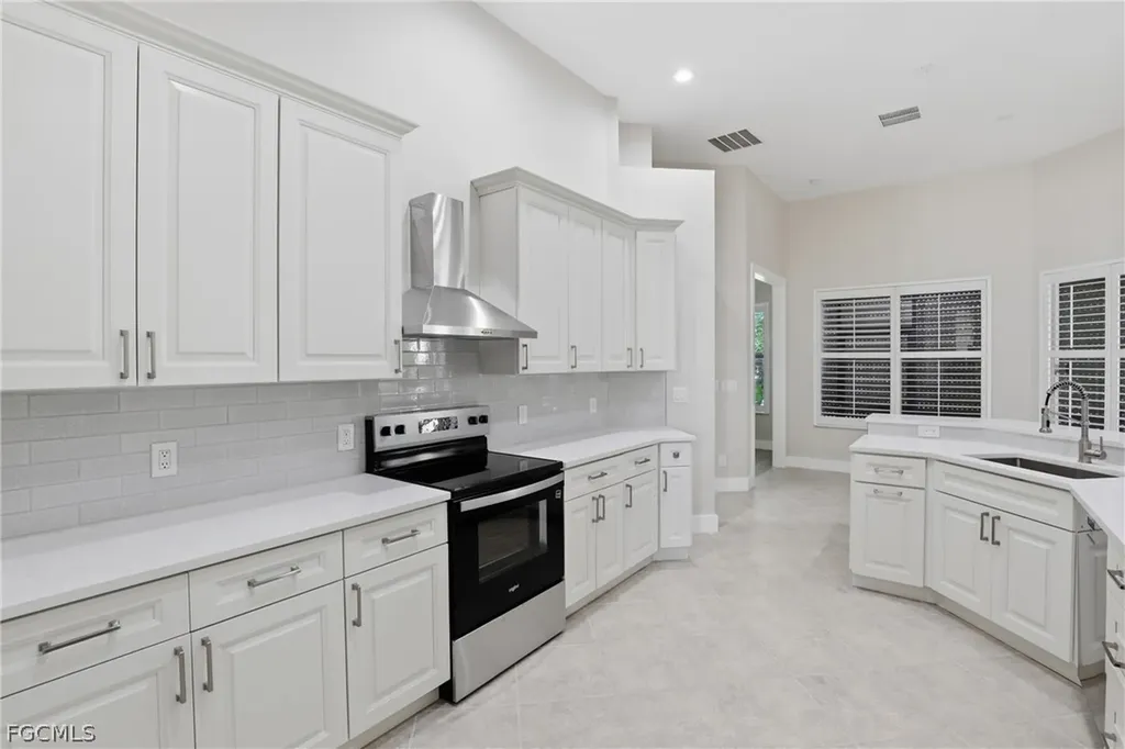 16192 Coco Hammock Way Fort Myers FL 33908